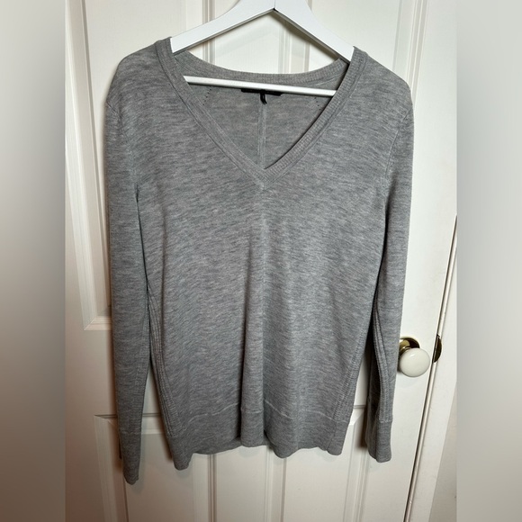 rag & bone Sweaters - Rag & Bone Heather Gray Knit Top